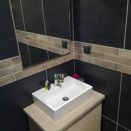 Apartament Katia м14 Milmari *