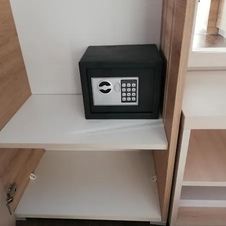 Katia м14 Milmari Apartman