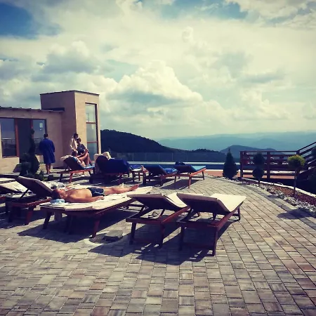 Katia м14 Milmari Apartament *